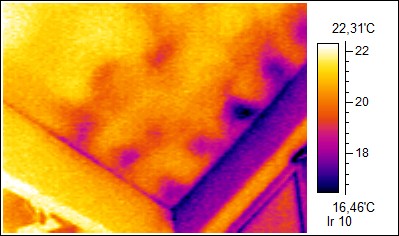 BAU.DE / BAU-Forum: 1. Bild zu Antwort "Thermographie" auf die Frage "Feuchtigkeit/Schimmel im Dach unter OSB-Platte" im BAU-Forum "Dach"