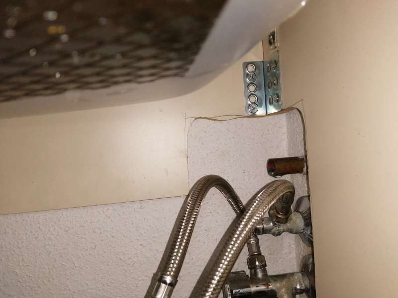Bild zum BAU-Forumsbeitrag: Offenes Blindrohr in Küche im Forum Installation: Elektro, Gas, Wasser, Fernwärme etc.