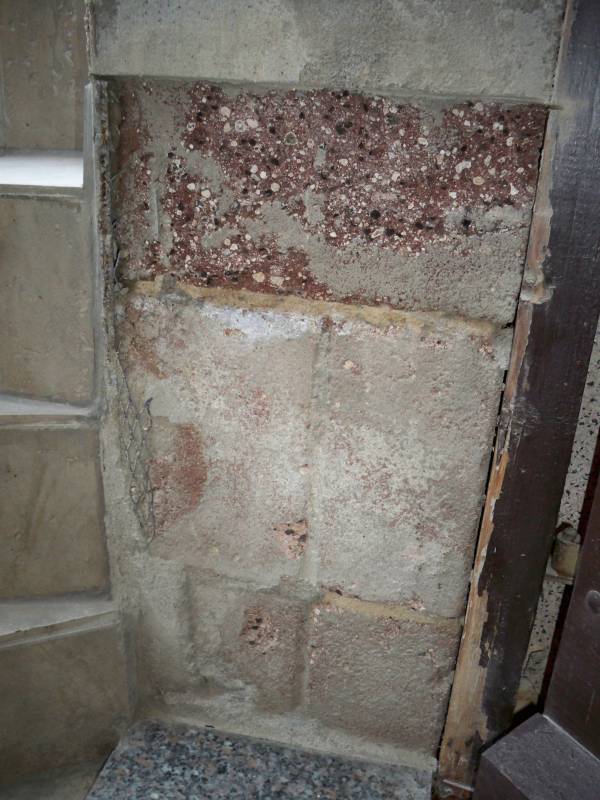 Bild zum BAU-Forumsbeitrag: ich möchte an der Keller-Außentreppe einen ... im Forum Modernisierung / Sanierung / Bauschäden
