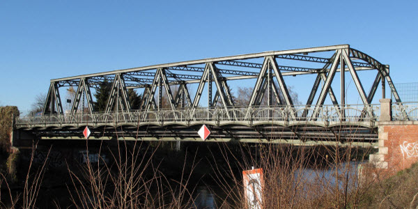 Späthstraßenbrücke über den Teltowkanal in Berlin; Quelle: Wikipedia