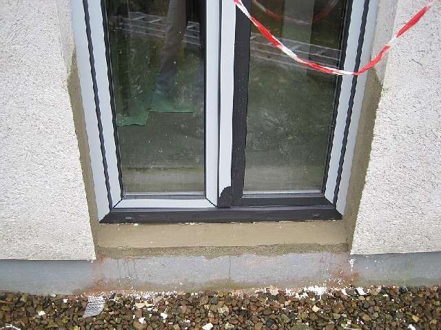 BAU.DE / BAU-Forum: 1. Bild zu Antwort "WDVS Laibung: K&auml;ltebr&uuml;ckenrisiko durch falsche Ausf&uuml;hrung!" auf die Frage "WDVS Fassade reparieren: Laibung abdichten, K&auml;ltebr&uuml;cken vermeiden & Schimmel verhindern?" im BAU-Forum "Au&szlig;enw&auml;nde und Fassaden"