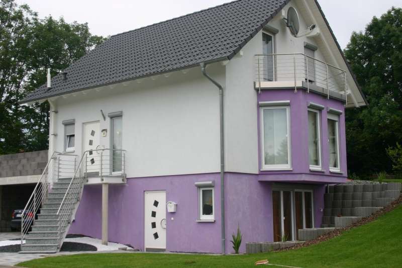 BAU.DE / BAU-Forum: 1. Bild zu Frage "Fassade verspachteln & verputzen: Anleitung, Material & Kosten f&uuml;r Laien?" im BAU-Forum "Au&szlig;enw&auml;nde und Fassaden"