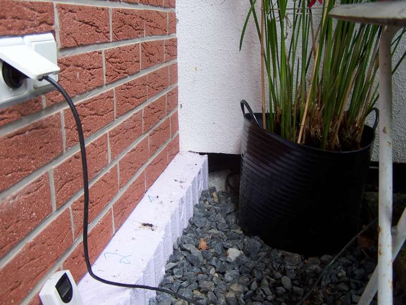 BAU.DE / BAU-Forum: 5. Bild zu Frage "Bodenplatte nachträglich dämmen & abdichten: Kosten, Materialien, Vorgehen für WDVS?" im BAU-Forum "Außenwände und Fassaden" BAU.DE / BAU-Forum: 5. Bild zu Frage "Bodenplatte nachträglich dämmen & abdichten: Kosten, Materialien, Vorgehen für WDVS?" im BAU-Forum "Außenwände und Fassaden"