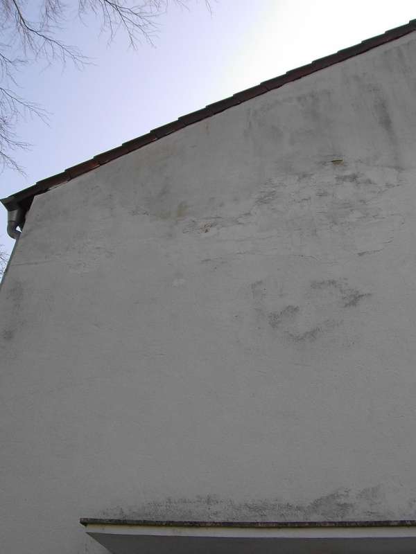 BAU.DE / BAU-Forum: 2. Bild zu Frage "Au&szlig;enputz Fassade reparieren: Kosten, Vorgehen & Risiken bei Altbau?" im BAU-Forum "Au&szlig;enw&auml;nde und Fassaden"