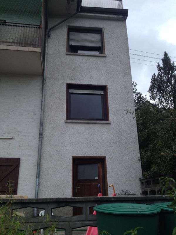 BAU.DE / BAU-Forum: 5. Bild zu Frage "Setzrisse im Haus: Ursachen, Risiken & Sofortma&szlig;nahmen f&uuml;r Baujahr 1964?" im BAU-Forum "Au&szlig;enw&auml;nde und Fassaden"