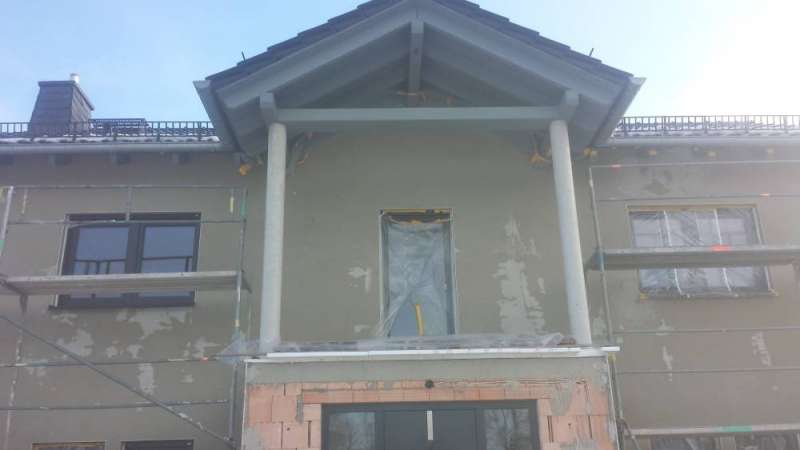 BAU.DE / BAU-Forum: 1. Bild zu Frage "Kältebrücke durch Betronsäulen auf Anbau" im BAU-Forum "Außenwände und Fassaden" BAU.DE / BAU-Forum: 1. Bild zu Frage "Kältebrücke durch Betronsäulen auf Anbau" im BAU-Forum "Außenwände und Fassaden"