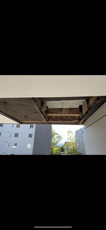 BAU.DE / Forum: 4. Bild zu Antwort "Wasserschaden Fassade" auf die Frage "Wasserschaden Außenfassade - Trocknung" im Forum "Außenwände und Fassaden"