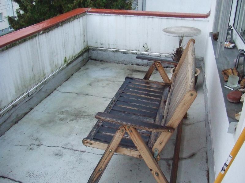 BAU.DE / BAU-Forum: 1. Bild zu Frage "Balkon abdichten & Boden erneuern: Anleitung, Kosten & Materialien f&uuml;r unterwohnten Balkon?" im BAU-Forum "Balkon und Terrasse"