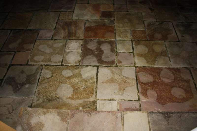 BAU.DE / BAU-Forum: 3. Bild zu Frage "Terrassenm&auml;ngel Sandstein: Ursachen, Folgen & Sanierung von Platten im M&ouml;rtelbett?" im BAU-Forum "Balkon und Terrasse"