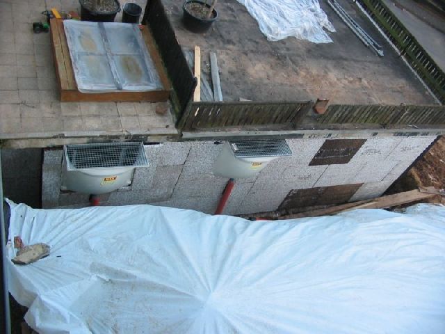 BAU.DE / BAU-Forum: 1. Bild zu Frage "Garagendach als Terrasse mit Polygonalplatten: Aufbau, Kosten & Abdichtung pr&uuml;fen?" im BAU-Forum "Dach"