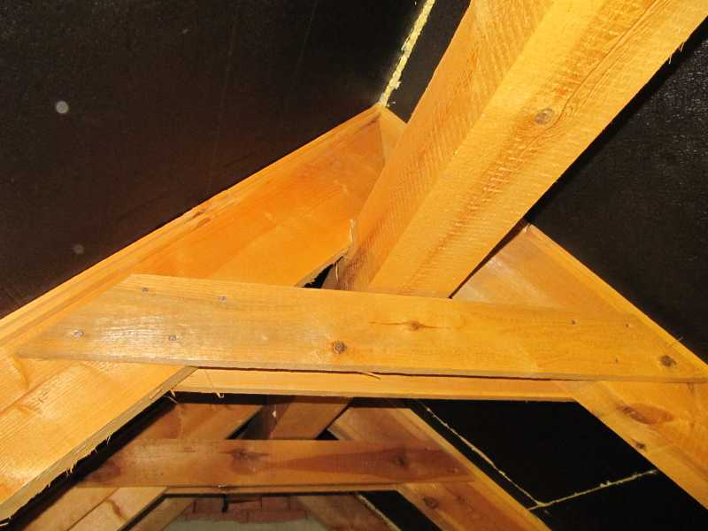 BAU.DE / BAU-Forum: 1. Bild zu Frage "Firstzangen entfernen & Sparren befestigen: Statik, Alternativen & Risiken?" im BAU-Forum "Dach"