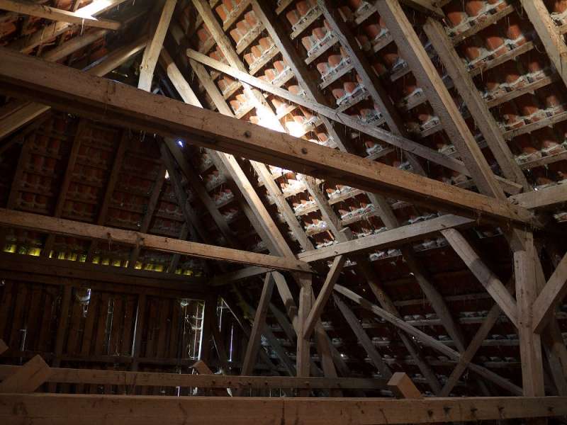 BAU.DE / BAU-Forum: 2. Bild zu Frage "Dachwartung bei Hohlziegeln mit Innenverstrich: Kosten, Risiken & Alternativen?" im BAU-Forum "Dach"