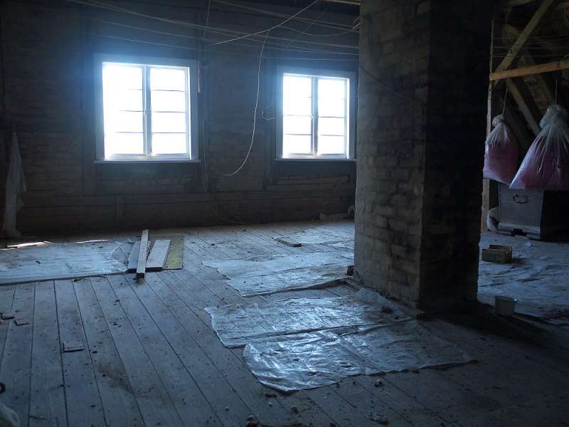 BAU.DE / BAU-Forum: 3. Bild zu Frage "Dachwartung bei Hohlziegeln mit Innenverstrich: Kosten, Risiken & Alternativen?" im BAU-Forum "Dach"