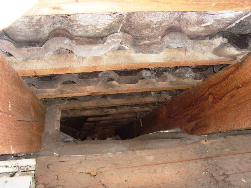 BAU.DE / BAU-Forum: 1. Bild zu Antwort "Innend&auml;mmung: Vorgehen ohne Unterspannbahn (Bj. 1960)" auf die Frage "Dachd&auml;mmung von innen ohne Unterspannbahn: Risiken, Alternativen & Kosten?" im BAU-Forum "Dach"