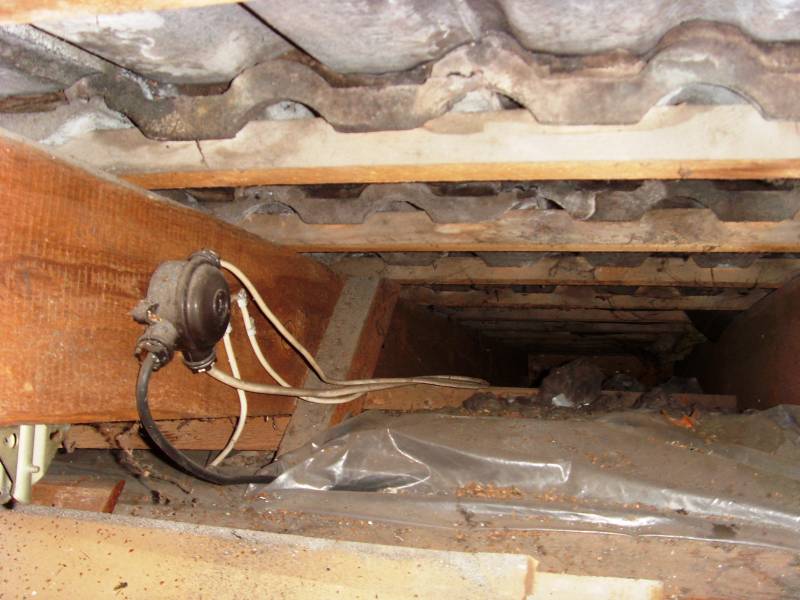 BAU.DE / BAU-Forum: 1. Bild zu Antwort "Dachd&auml;mmung: Vorgehen ohne Unterspannbahn &ndash; Hilfe gesucht!" auf die Frage "Dachd&auml;mmung von innen ohne Unterspannbahn: Risiken, Alternativen & Kosten?" im BAU-Forum "Dach"