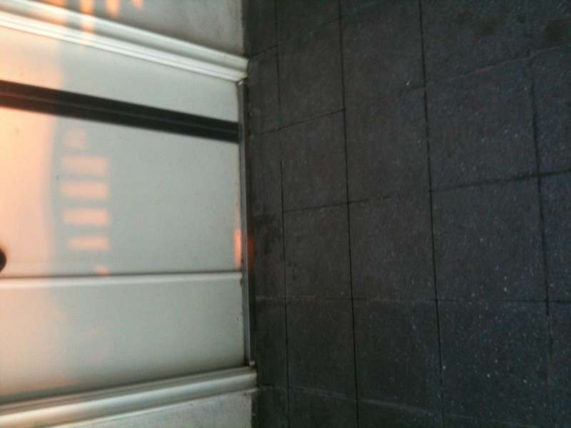 BAU.DE / BAU-Forum: 2. Bild zu Antwort "Terrassensanierung: Bilder zur Veranschaulichung ohne Gef&auml;lle" auf die Frage "Terrassensanierung: Abdichtung, Aufbauh&ouml;he & Kosten im Garagenbereich? Tipps & Erfahrungen" im BAU-Forum "Estrich und Bodenbel&auml;ge"