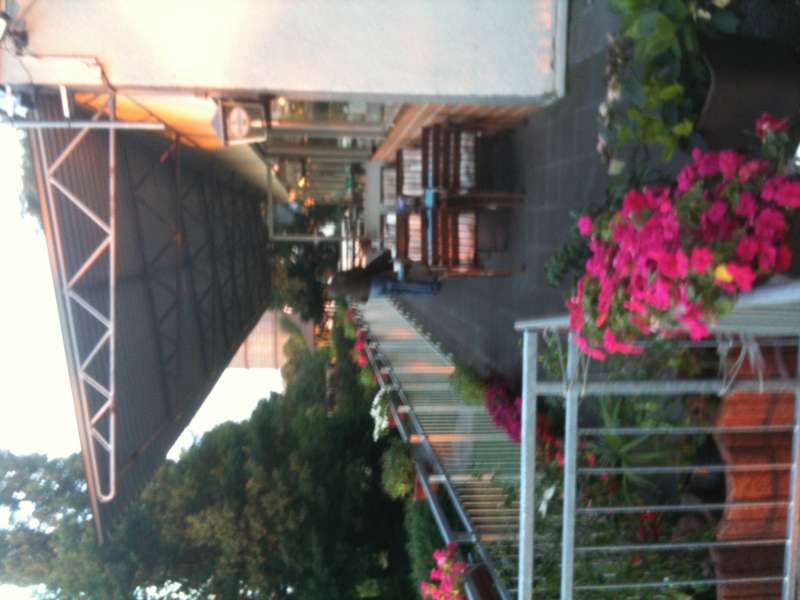 BAU.DE / BAU-Forum: 3. Bild zu Antwort "Terrassensanierung: Bilder zur Veranschaulichung ohne Gef&auml;lle" auf die Frage "Terrassensanierung: Abdichtung, Aufbauh&ouml;he & Kosten im Garagenbereich? Tipps & Erfahrungen" im BAU-Forum "Estrich und Bodenbel&auml;ge"