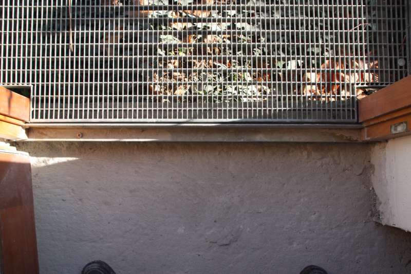 BAU.DE / BAU-Forum: 3. Bild zu Frage "Estrichanschluss an Haust&uuml;r: Risiken, Abdichtung & fachgerechte Ausf&uuml;hrung?" im BAU-Forum "Estrich und Bodenbel&auml;ge"