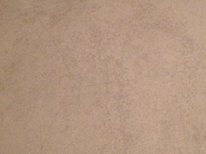 BAU.DE / BAU-Forum: 2. Bild zu Frage "Wand mit Rissen fliesen: Ursachen, Risiken & Sanierung mit Gewebe?" im BAU-Forum "Estrich und Bodenbeläge" BAU.DE / BAU-Forum: 2. Bild zu Frage "Wand mit Rissen fliesen: Ursachen, Risiken & Sanierung mit Gewebe?" im BAU-Forum "Estrich und Bodenbeläge"