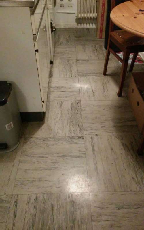 BAU.DE / BAU-Forum: 1. Bild zu Frage "Hallo! Ich ziehe bald in eine Altbauwohnung..." im BAU-Forum "Estrich und Bodenbel&auml;ge"