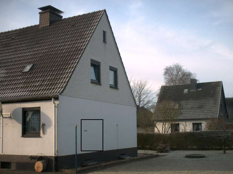 BAU.DE / BAU-Forum: 1. Bild zu Frage "Nebeneingangstür an der Giebelseite" im BAU-Forum "Fenster und Außentüren" BAU.DE / BAU-Forum: 1. Bild zu Frage "Nebeneingangstür an der Giebelseite" im BAU-Forum "Fenster und Außentüren"