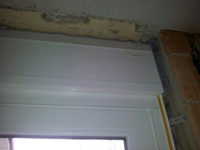 BAU.DE / BAU-Forum: 2. Bild zu Frage "Terrassenschiebet&uuml;r Einbau: Folie gegen Feuchtigkeit notwendig? Risiken & nachtr&auml;gliche Abdichtung" im BAU-Forum "Fenster und Au&szlig;ent&uuml;ren"