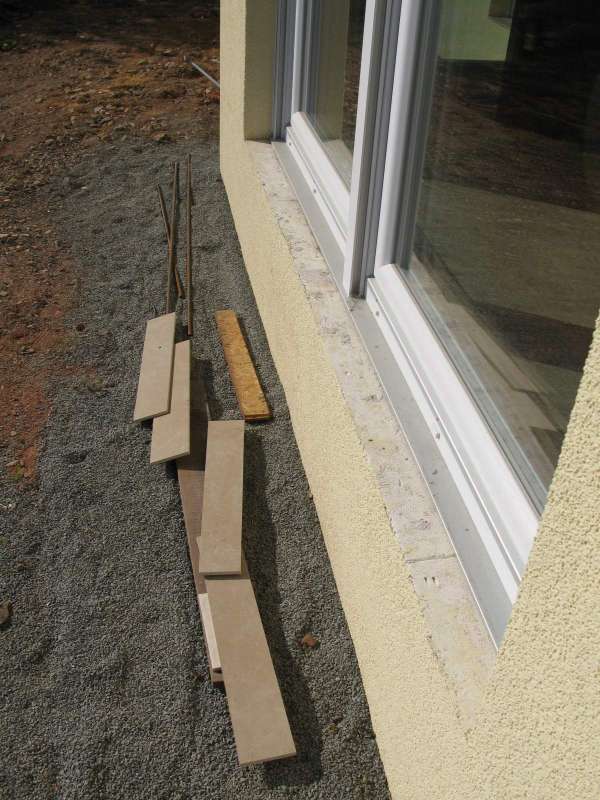 BAU.DE / BAU-Forum: 1. Bild zu Frage "Teilweise keine Fensterb&auml;nke vorgesehen bei Neubau?" im BAU-Forum "Fenster und Au&szlig;ent&uuml;ren"