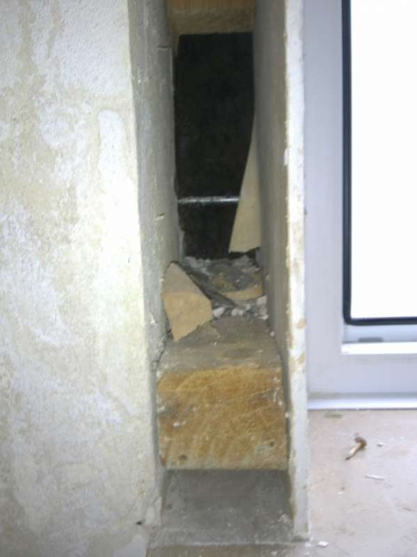 BAU.DE / BAU-Forum: 2. Bild zu Frage "Neue Fenster / Gro&szlig;er Spalt zwischen Fenster und Mauerwerk / Vorstehende Verputzung /" im BAU-Forum "Fenster und Au&szlig;ent&uuml;ren"