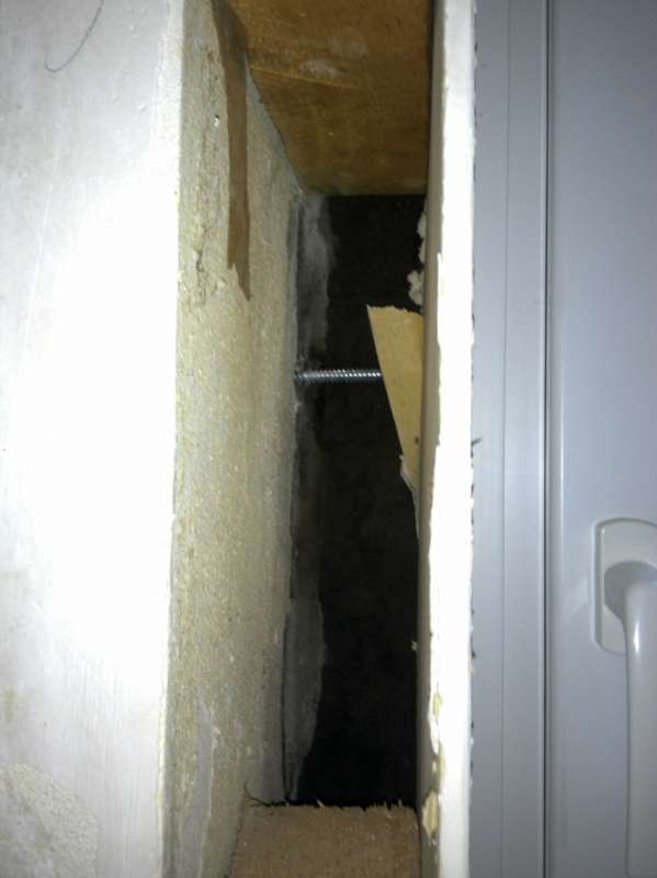 BAU.DE / BAU-Forum: 4. Bild zu Frage "Neue Fenster / Gro&szlig;er Spalt zwischen Fenster und Mauerwerk / Vorstehende Verputzung /" im BAU-Forum "Fenster und Au&szlig;ent&uuml;ren"