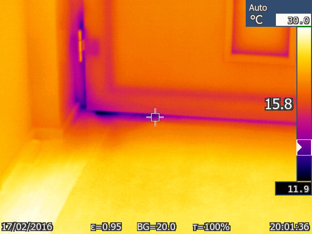 Bild zum BAU-Forumsbeitrag: Ausführung Haustüre laut Thermografie akzeptabel? im Forum Fenster und Außentüren