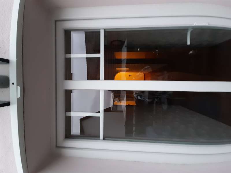 BAU.DE / Forum: 2. Bild zu Frage "Balkontüre Austausch da Rahmen nicht einheitlich" im Forum "Fenster und Außentüren"