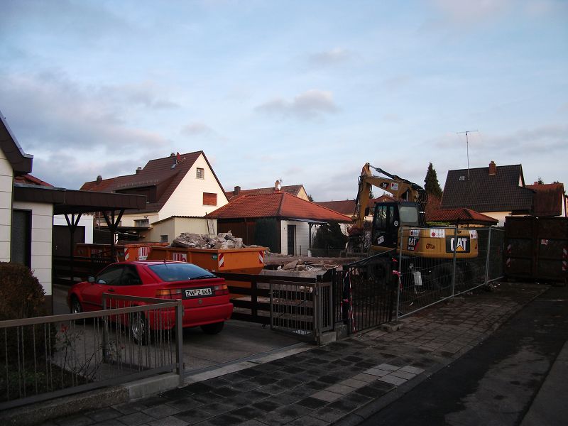 BAU.DE / BAU-Forum: 2. Bild zu Antwort "Abrisskosten: Unkalkulierbare Entsorgung bei Schadstoffen!" auf die Frage "Streif Fertighaus 1973 kaufen? Schadstoffe, Risiken & Preisabschl&auml;ge bei Altbauten" im BAU-Forum "Fertighaus"