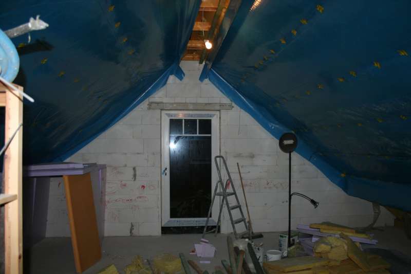 BAU.DE / BAU-Forum: 1. Bild zu Frage "Garagenboden Innendämmung mit Styrodur: Geeignet für Wohnraum? Kosten & Risiken" im BAU-Forum "Innenwände" BAU.DE / BAU-Forum: 1. Bild zu Frage "Garagenboden Innendämmung mit Styrodur: Geeignet für Wohnraum? Kosten & Risiken" im BAU-Forum "Innenwände"