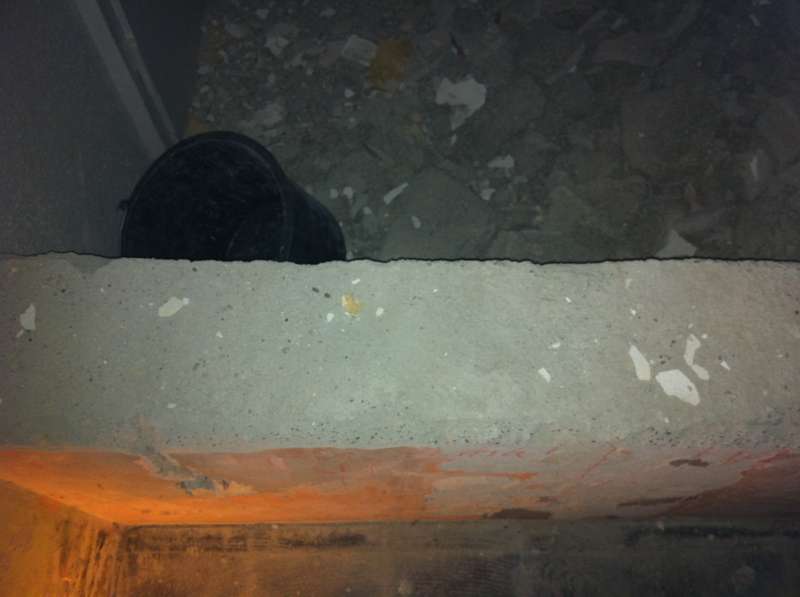 BAU.DE / BAU-Forum: 3. Bild zu Antwort "Betonwand DG: Statiker pr&uuml;ft Dachlastabtragung & Alternativen" auf die Frage "Betonwand im Dachgeschoss entfernen: Statik, Risiken & Alternativen f&uuml;r den Wanddurchbruch?" im BAU-Forum "Innenw&auml;nde"