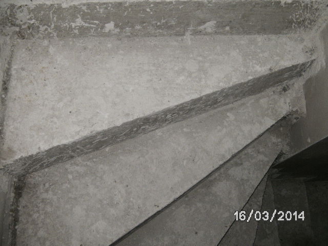 BAU.DE / BAU-Forum: 5. Bild zu Frage "Sehen Treppen nach Putzarbeiten immer so aus?" im BAU-Forum "Innenwände"