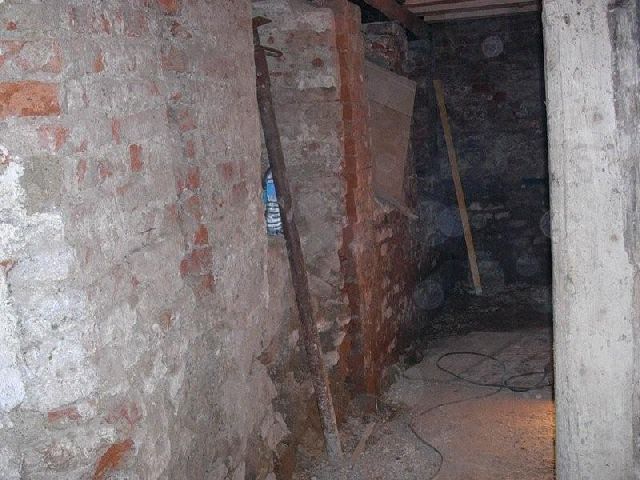 BAU.DE / BAU-Forum: 1. Bild zu Antwort "Statt Kalziumsilikatplatten w&uuml;rde ich eher das I-Bausystem vorschlagen" auf die Frage "Keller Innend&auml;mmung bei Fu&szlig;bodenheizung: Welche Schichten gegen Schimmelbildung?" im BAU-Forum "Keller"