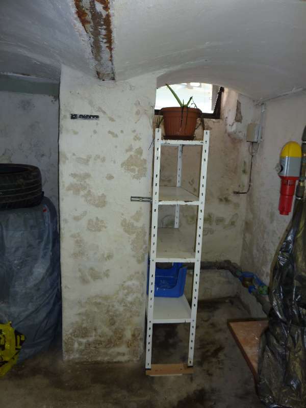 BAU.DE / BAU-Forum: 1. Bild zu Antwort "Danke f&uuml;r die rege Beteiligung," auf die Frage "Feuchten Keller im Sommer l&uuml;ften? Tipps zur Vermeidung von Kondenswasser & Schimmel" im BAU-Forum "Keller"