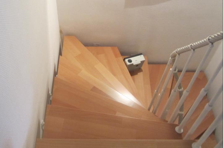 BAU.DE / BAU-Forum: 5. Bild zu Frage "In unserem Reihenmittelhaus -Baujahr 1999 - ..." im BAU-Forum "Keller" BAU.DE / BAU-Forum: 5. Bild zu Frage "In unserem Reihenmittelhaus -Baujahr 1999 - ..." im BAU-Forum "Keller"