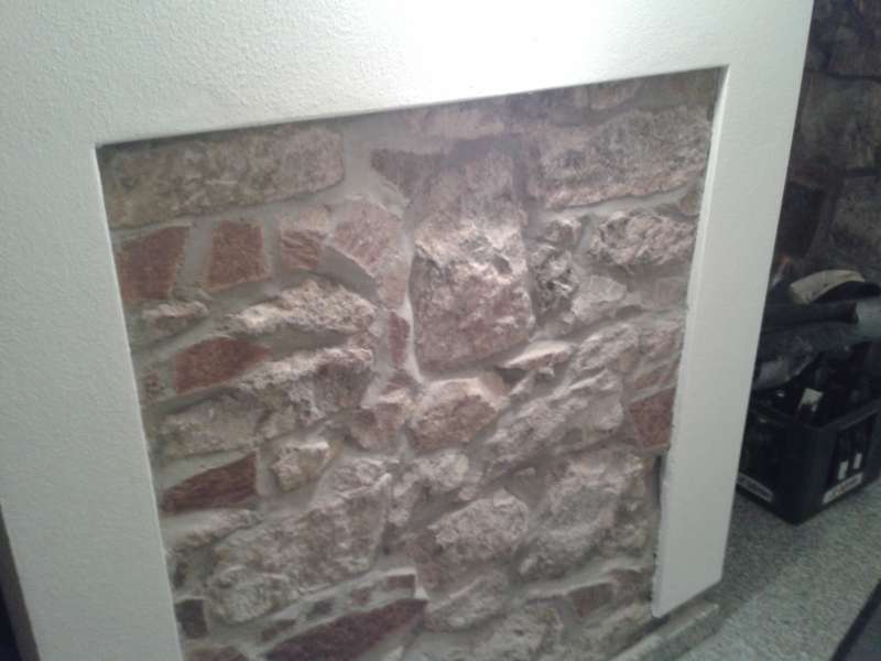 BAU.DE / BAU-Forum: 2. Bild zu Frage "Porphyrstein von Putz befreien" im BAU-Forum "Keller"