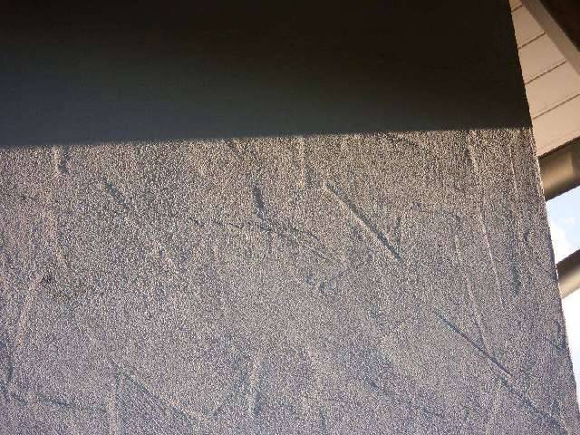 BAU.DE / BAU-Forum: 3. Bild zu Frage "Risse im Au&szlig;enputz: Ursachen, Sanierung & Kosten &ndash; Was tun bei Fassadenrissen?" im BAU-Forum "Neubau"