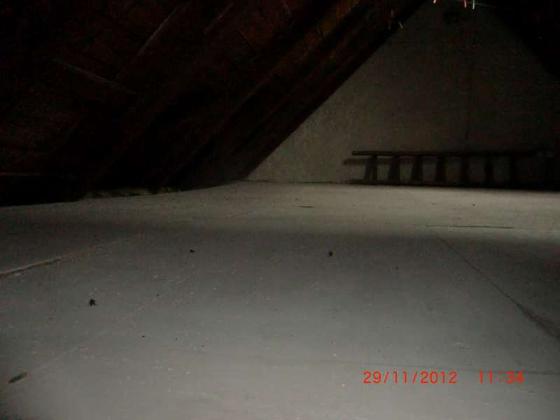 BAU.DE / BAU-Forum: 2. Bild zu Antwort "Holzbalkendecke: Aufbau & Sch&uuml;ttung im Altbau (1926)" auf die Frage "Schalld&auml;mmung im Altbau (1926): L&auml;rmschutz verbessern &ndash; Ma&szlig;nahmen, Kosten & Vergleich" im BAU-Forum "Modernisierung / Sanierung / Bausch&auml;den"