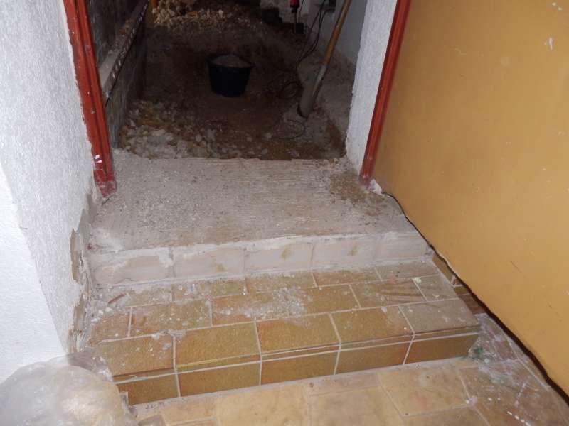 BAU.DE / BAU-Forum: 4. Bild zu Frage "Fundament entfernen: Risiken, Statik & Folgen f&uuml;r Anbau/Altbau?" im BAU-Forum "Modernisierung / Sanierung / Bausch&auml;den"