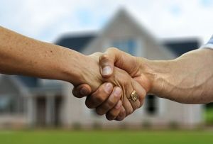 Maximieren Sie den Wert Ihrer Immobilie: Schlüsselstrategien für den erfolgreichen Verkauf - Bild: Gerd Altmann auf Pixabay