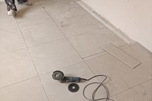 Revisionsklappen und Bodenluken: Hauptvorteile der Verwendung im modernen Bauwesen