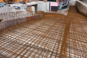 Baustahlgewebe - Warum kein Bau ohne Baustahlmatten beginnt - Bild: Stefan Schweihofer / Pixabay