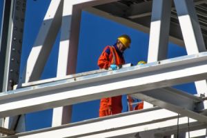 Ein Lieferant ist eine Person, Firma oder Organisation, die Produkte oder Dienstleistungen an ein anderes Unternehmen oder eine Organisation liefert. Ein Lieferant ist eine Person, Firma oder Organisation, die Produkte oder Dienstleistungen an ein anderes Unternehmen oder eine Organisation liefert.