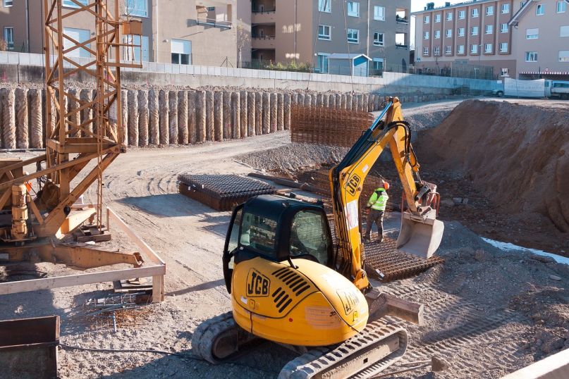 ABB, ursprünglich Asea Brown Boveri, ist ein global tätiger Technologiekonzern mit Hauptsitz in Zürich, Schweiz.