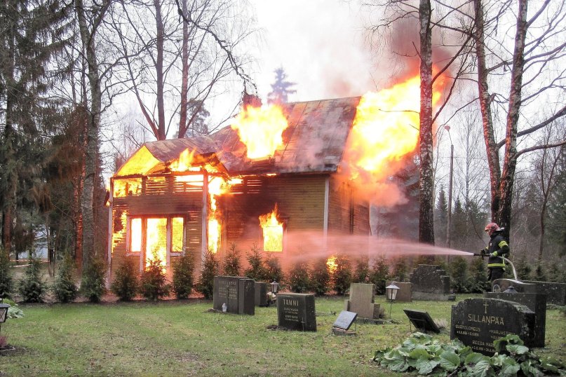 Eine Feuerwiderstandsklasse oder Brandschutzklasse bezieht sich auf die Bewertung der Feuerbest&auml;ndigkeit eines Materials oder Bauteils.