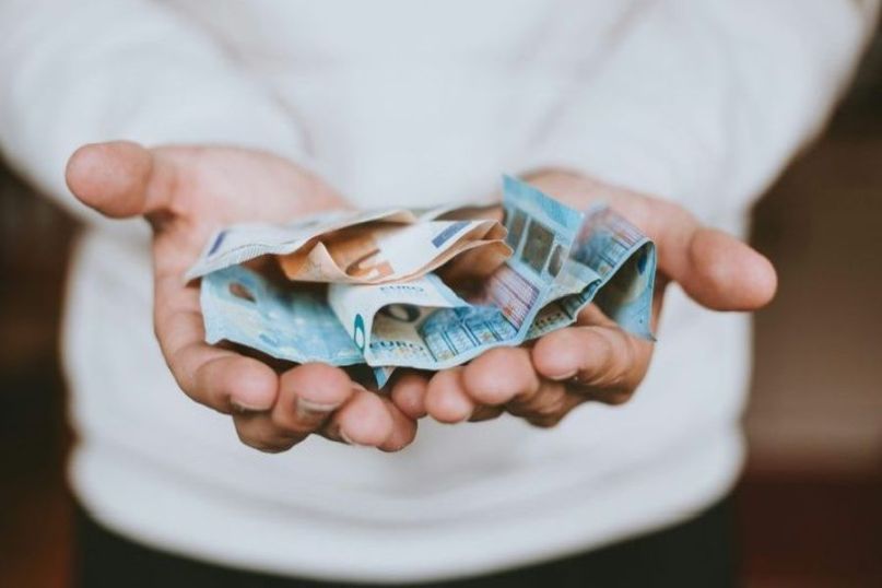 Finanzierung bezieht sich auf den Prozess der Beschaffung und Verwaltung von finanziellen Mitteln für Unternehmen, Projekte oder persönliche Investitionen. Finanzierung bezieht sich auf den Prozess der Beschaffung und Verwaltung von finanziellen Mitteln für Unternehmen, Projekte oder persönliche Investitionen.