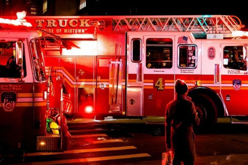 Eine Krisensituation beschreibt einen Zustand, in dem unmittelbare Gefahr oder erhebliche Probleme für Individuen, Gemeinschaften oder ganze Gesellschaften bestehen.